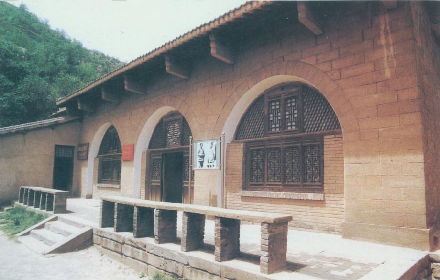 �P��ɽ�����fַ��λ���Ӱ��ǃ�(n��i)�����й�����1937��1��13���M(j��n)�v�Ӱ���ĵ�һ���v����