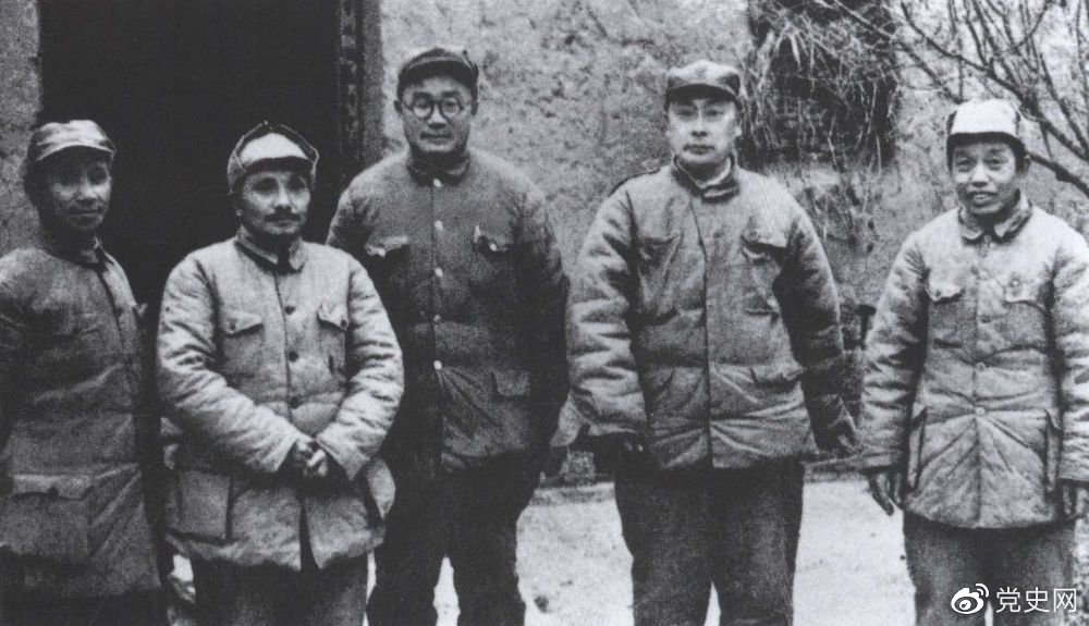 1948��11��6����1949��1��10�գ��Ʉ����С���㡢��Сƽ����ԣ���T���ֽM�ɣ�����Сƽ���ӛ�Ŀ�ǰ��ί�T�������A�|Ұ��(zh��n)܊����ԭҰ��(zh��n)܊�����ֵط����b�M(j��n)�л�����(zh��n)�ۡ��L���������Ա��V��؅^(q��)��š��D�鿂ǰ��ί�T���ɆT��Ӱ��